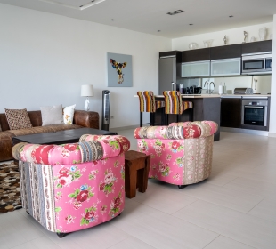 Las Brisas, a one bedroom apartment facing the boats in St Maarten (Caribbean) - image